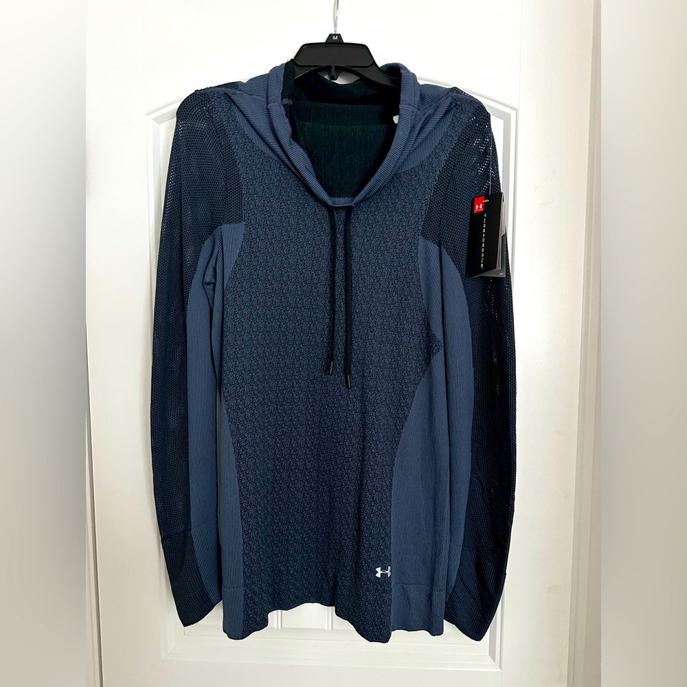 Navy Under Armor long sleeve mesh over shirt Size L
